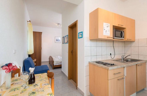 Stankovici Apartment | Apartment Ivo - 400 m from sea: SA2(2) - Orebic, Peljesac peninsula, Croatia