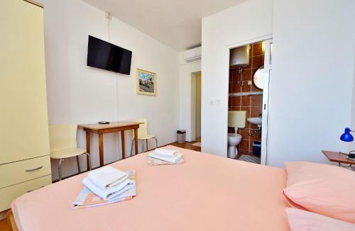 Trstenik Apartment | Apartment Jelka-2 by Interhome