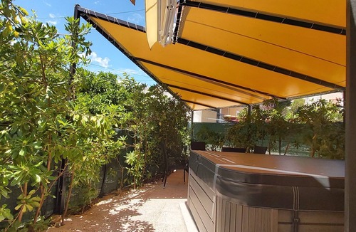 Split Apartment | Apartment Johnny II Split Croatia, hot tub, centre, beach, old town, promenade