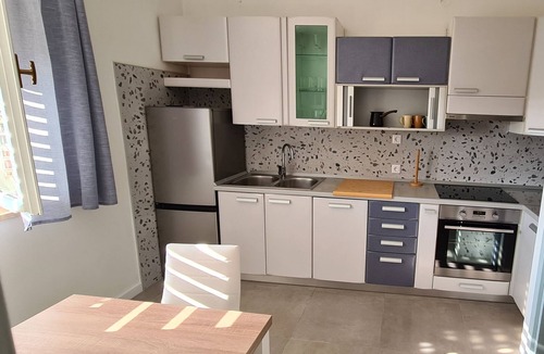 Pile Apartment | Apartment Solvit - Three Bedroom Apartment with Terrace
