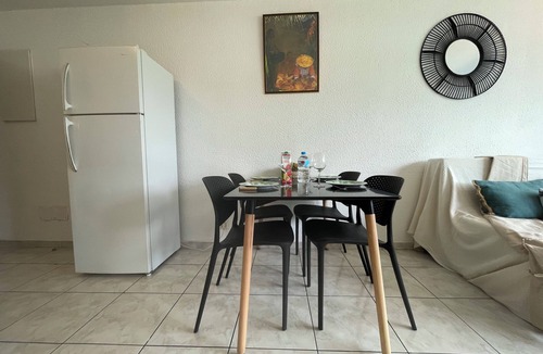 Pirae Apartment | Apartment Tahiti near hospital, wifi,A&C,Swimming pool