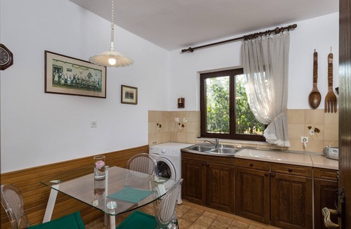 Pile Apartment | Apartment Vukic - Studio Apartment with Terrace and Garden View