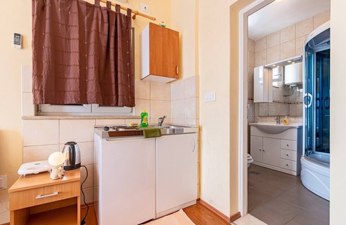 Cove Tri Zala (Zrnovo) Apartment | Apartments Čedomir, (14067), Korčula, hr