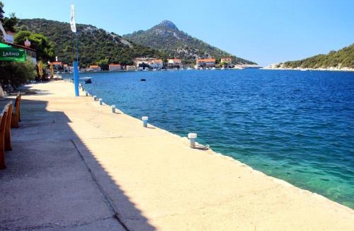 Zaklopatica Apartment | Apartments by the sea Zaklopatica, Lastovo - 12452