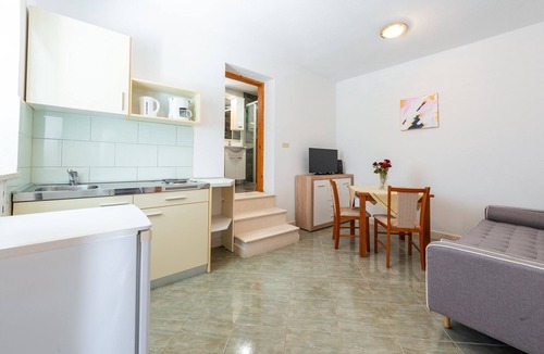 Babin Kuk Apartment | Apartments Lucija - One Bedroom Apartment with Terrace