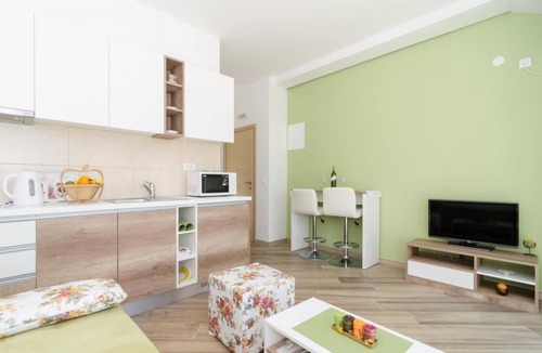 Mlini Apartment | Apartments Marmo - Deluxe One Bedroom Apartment with Balcony and Sea View