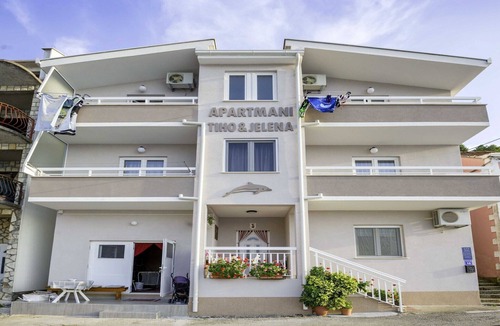 Blace Apartment | Apartments Tiho & Jelena - Studio Apartment with Balcony and Sea View (Fureal)