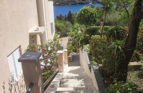 Skrivena Luka Apartment | Apartments Vesna