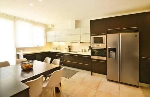 Elliniko Villa | Aqua Villa - Exclusive villa with indoor pool and spa in Athens Riviera