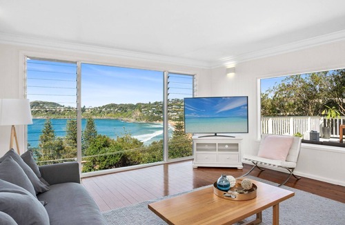 Whale Beach House | Aqua Whale Beach by TCC