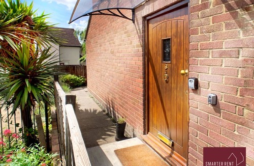 Sunninghill Cottage | Ascot - Cottage, Garden, Parking