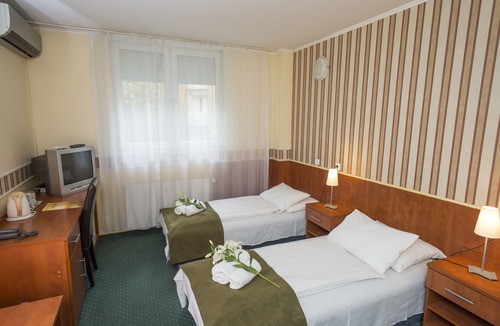 Magdolna negyed Hotel | Atlantic Hotel