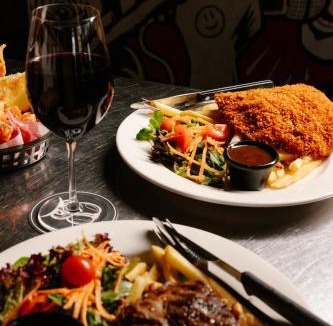 Chippendale Hotel | Bar Broadway