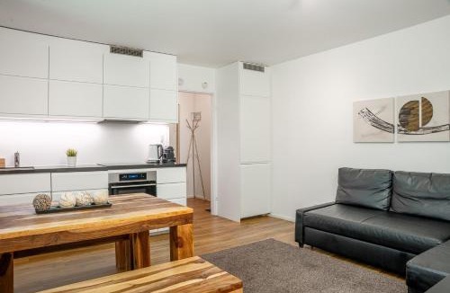 Bruderholz Apartment | BASELiving Apartment - St Jakob, near ESC - Bahnhof SBB