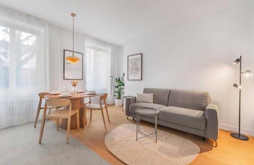 Vorstadte Apartment | BC Apart 1 - Charming Apartment in City Center - Close to Rhine and Old Town