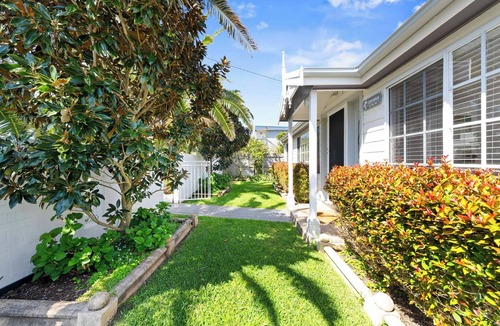 The Entrance North Cottage | Beach cottage - Serayah by the sea