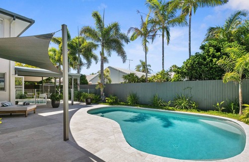 Bokarina House | Beachside luxury home. Private pool. Great for families.