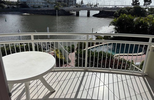 Biggera Waters Apartment | Beautiful apartment on the water at Biggera Waters, Gold Coast