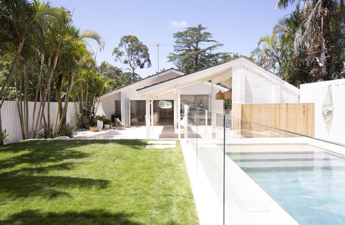 Seaforth House | Beautiful Family Home with large swimming pool