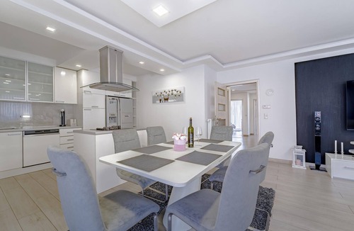 Kraljevec Sesvetski House | Beautiful home in Zagreb