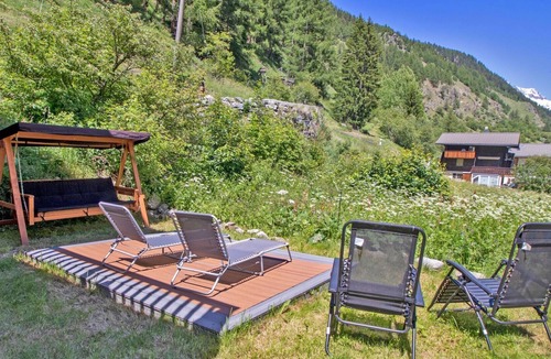 Blatten House | Beautiful private villa for 10 guests with WIFI, TV, patio and panoramic view
