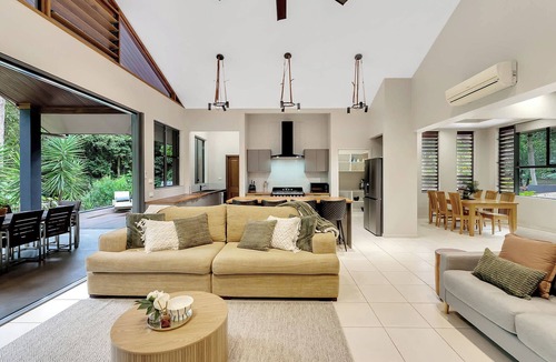 Redlynch House | Bellashy Rainforest Retreat—Refined Outdoor Living
