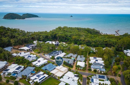 Palm Cove House | Belle Escapes Havenly Luxury Villa Palm Cove