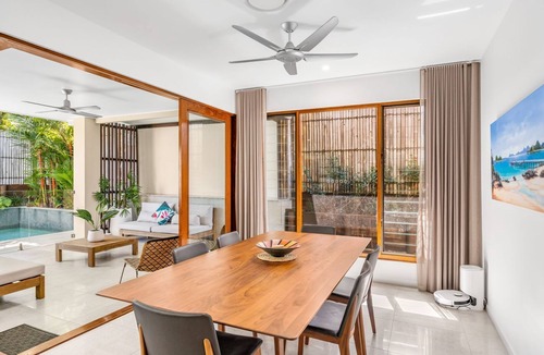 Palm Cove House | Belle Escapes Havenly Luxury Villa Palm Cove