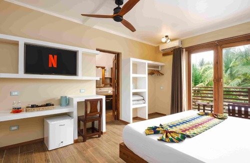 Uroa Hotel | Blackstone Beach Resort