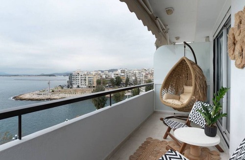 Peiraiki Apartment | Blue Chill Paradise Seaview Suite w/Kingbed