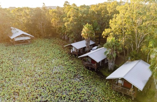 Lovedale Villa | Boathouse 3 - Hunter Valley Couples Retreat, Bathhouse 3 at Leaves and Fishes