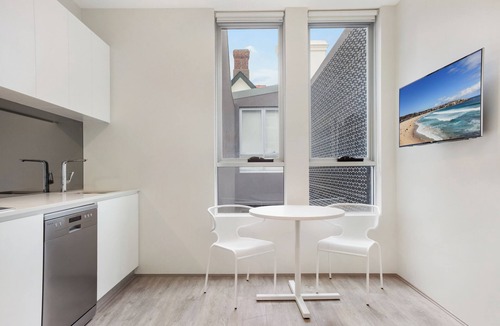 Bondi Apartment | BONDI BEACH STUDIOS: III