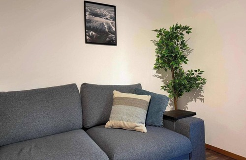 Biel Apartment | book2stay: Apartment 2.5-room Biel