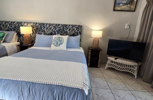 Bramston Beach Hotel | Bramston beach resort