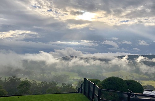 Foxground House | Breathtaking Views, Privacy & Luxury Perfect for family’s, retreats and getaways