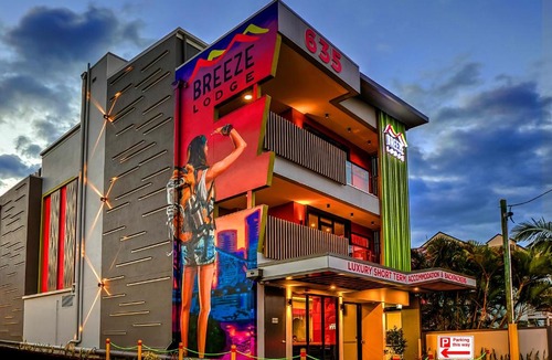 Kangaroo Point Hostel | Breeze Lodge