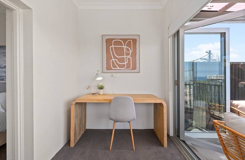 Coogee Apartment | Bright 2-Bed Apartment in Coogee