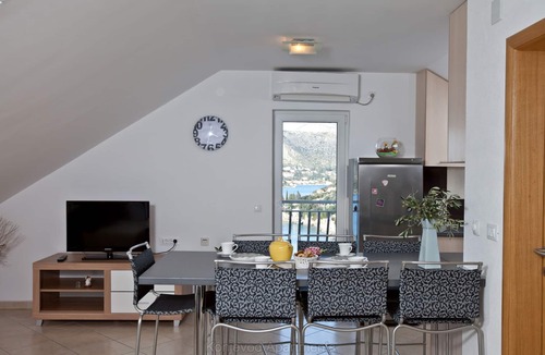 Stikovica Apartment | Bright 2 Br Seaside Stuning Seaview Penthouse Apartment With Balcony, 80m2