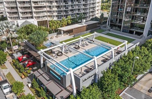 Broadbeach Apartment | Broadbeach Business or Leisure