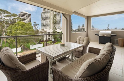 Runaway Bay Apartment | Broadwater Days Breezy Resort Living by the Bay