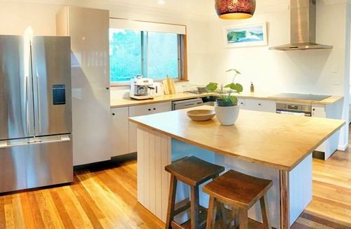 Brunswick Heads Apartment | Bruns Beach Apartment - Central Location ~ Sun Surf Sand ~ Monthly Discount