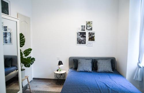 Castle Hill Apartment | Buda Central Mini Studios