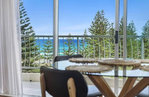 Miami Apartment | Burleigh Vista Apartment - Views