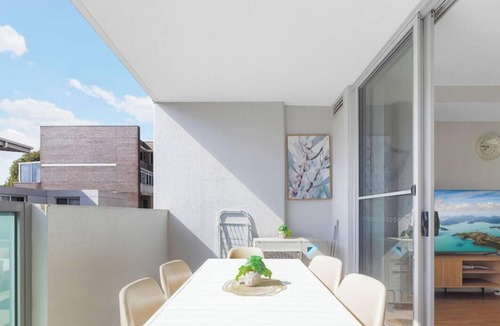 Burwood Apartment | Burwood 3BR | Near Station&Westfield& burwood park
