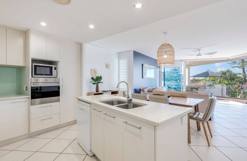 Bargara Apartment | C Bargara Unit 101 Ocean Front