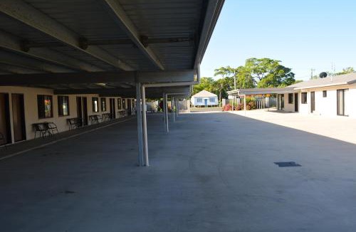 Carmila Hotel | Carmila Sands Motel