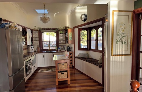 Bonogin House | Carrington cottage. Acreage charm home looking for 6 month stay.