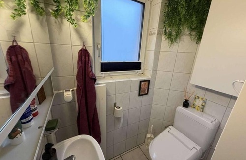 Augst Bed & Breakfast | Centurio 5: Standard double room with shared bathroom