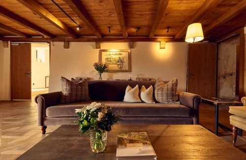 Salavaux Hotel | Chateau Salavaux