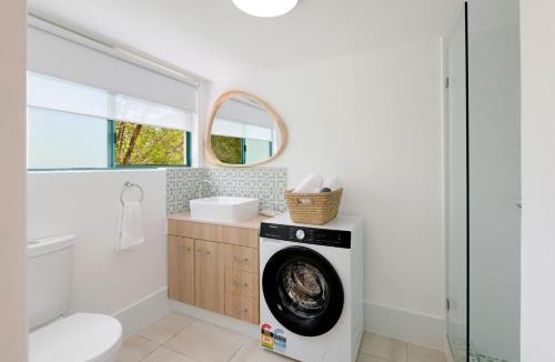 Sunshine Beach Apartment | Chez Noosa Holiday Apartments